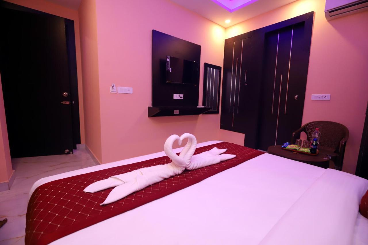 Jupiter Plaza Delhi Airport 호텔 뉴델리 외부 사진