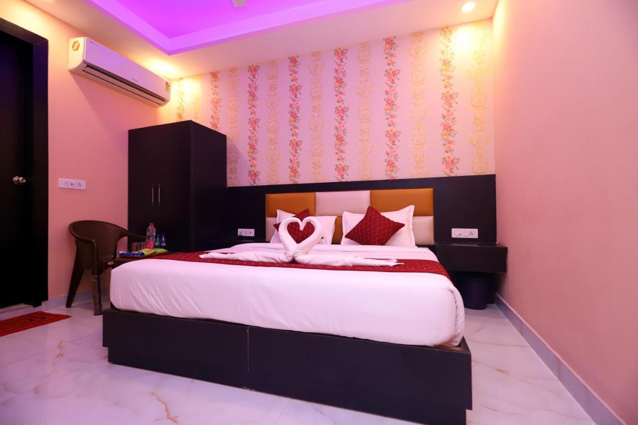 Jupiter Plaza Delhi Airport 호텔 뉴델리 외부 사진